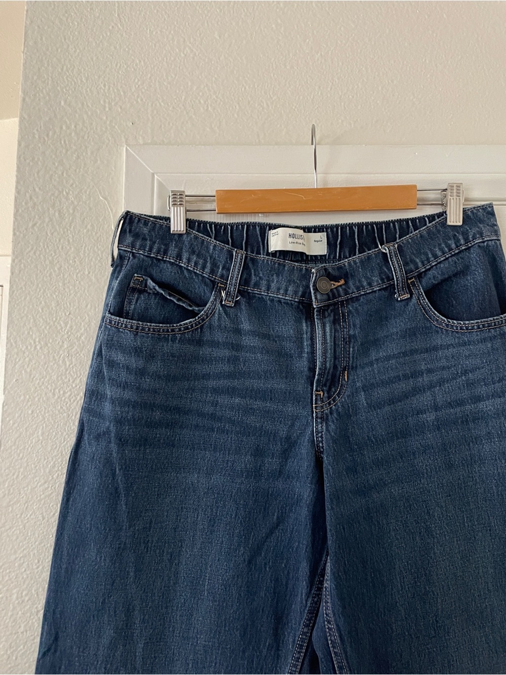 Hollister Low Rise Baggy Dark Blue Wide-Leg Jeans Size L - Picture 3 of 6